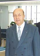 L’intelligence économique: Un outil pour décrypter un monde complexe L’intelligence économique: Un outil pour décrypter un monde complexe