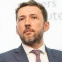 Trois questions à : Mathieu Andro Animateur de la cellule veille du premier ministre.
