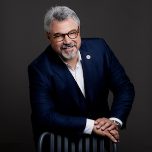 Gardez le contact avec Thomas Meyer Gardez le contact avec Thomas Meyer