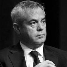 Du public au Privé... Du public au Privé...