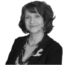 professeure de droit à l’Université d’Artois (France).