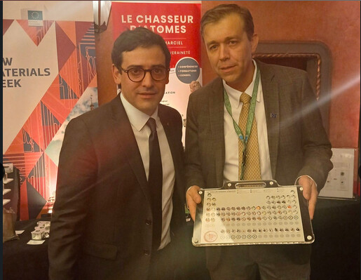 "Le chasseur d'atomes" "Le chasseur d'atomes"