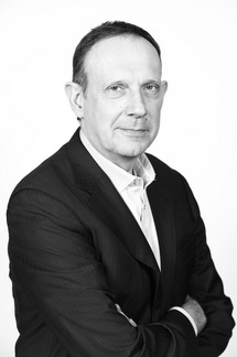 « De Gaulle, Delors, Délocalisés : chronique d’une souveraineté perdue en dix traités ». Thierry Lafon « De Gaulle, Delors, Délocalisés : chronique d’une souveraineté perdue en dix traités ». Thierry Lafon