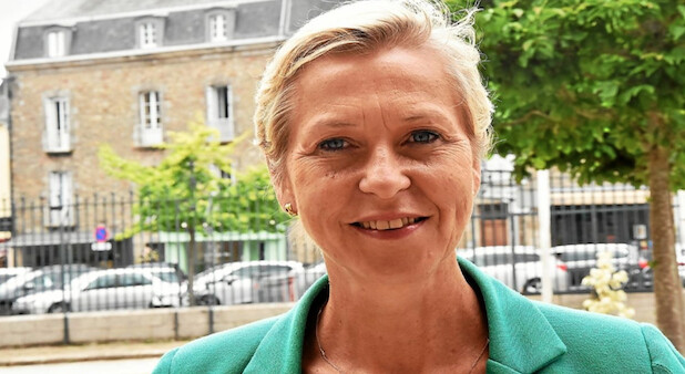 Anne Le Hénanff Anne Le Hénanff