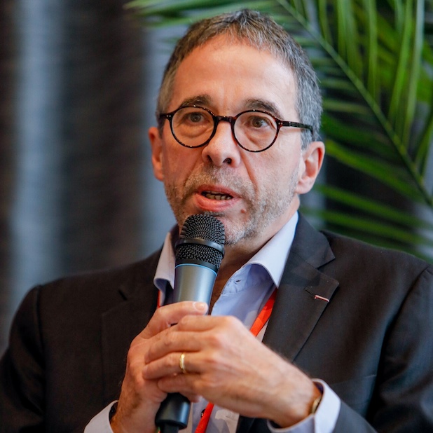 « Désinformation : quand l’économie paie la facture » - Synthèse réalisée par Cazals&Partners.