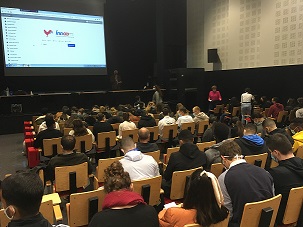 Sensibiliser les jeunes aux dangers de l'internet moderne Sensibiliser les jeunes aux dangers de l'internet moderne