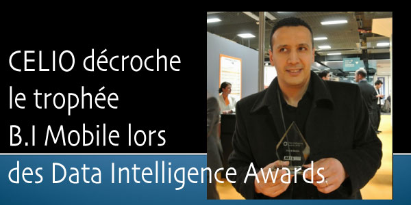 Idriss Bouchehait, Directeur Marketing Microstrategy, reçoit le prix B.I. Mobile pour son client CELIO