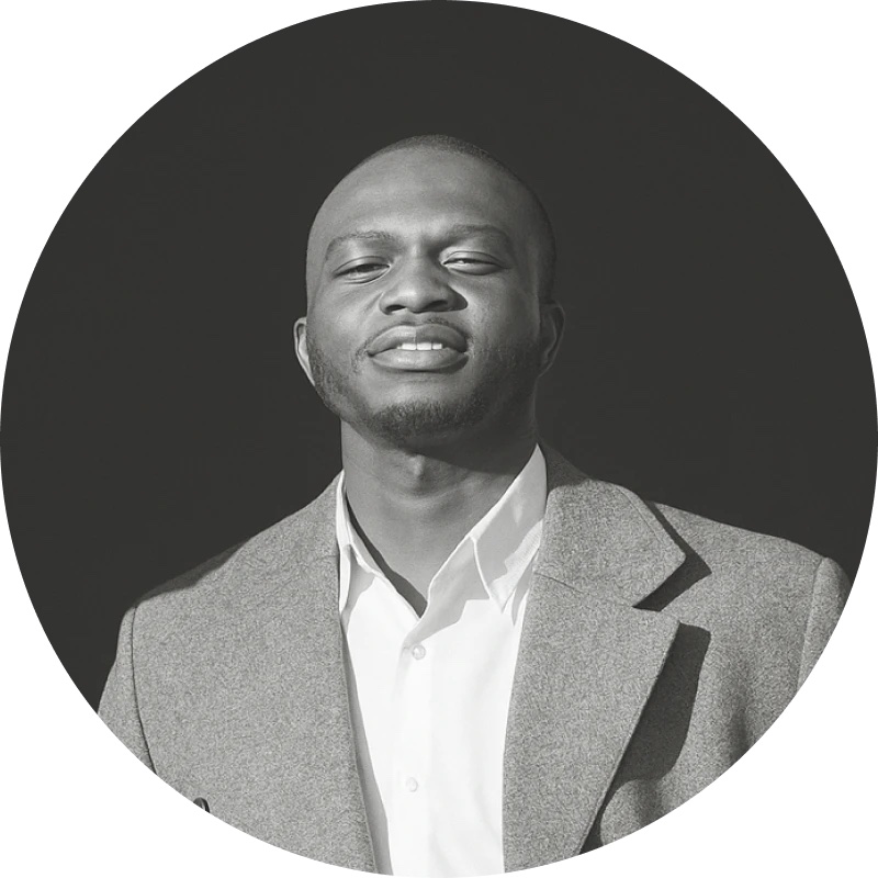 Lisez ! Quand la relation devient un levier stratégique de gestion de crise. Andre Stephane MAHOB MBOCK