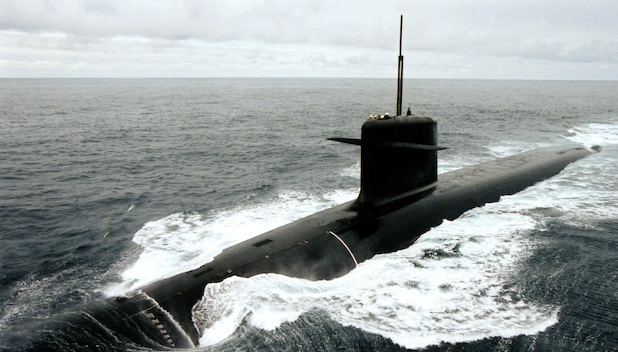 Regardez ! La nouvelle doctrine de dissuasion nucléaire de la France. Annonces du chef de l’État. Les questions qui se posent.