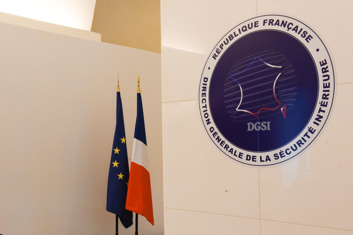 #13. Renseignement, contre-ingérence et surveillance.  Chroniques de la Recherche - Juin 2026 — Par Christophe Deschamps